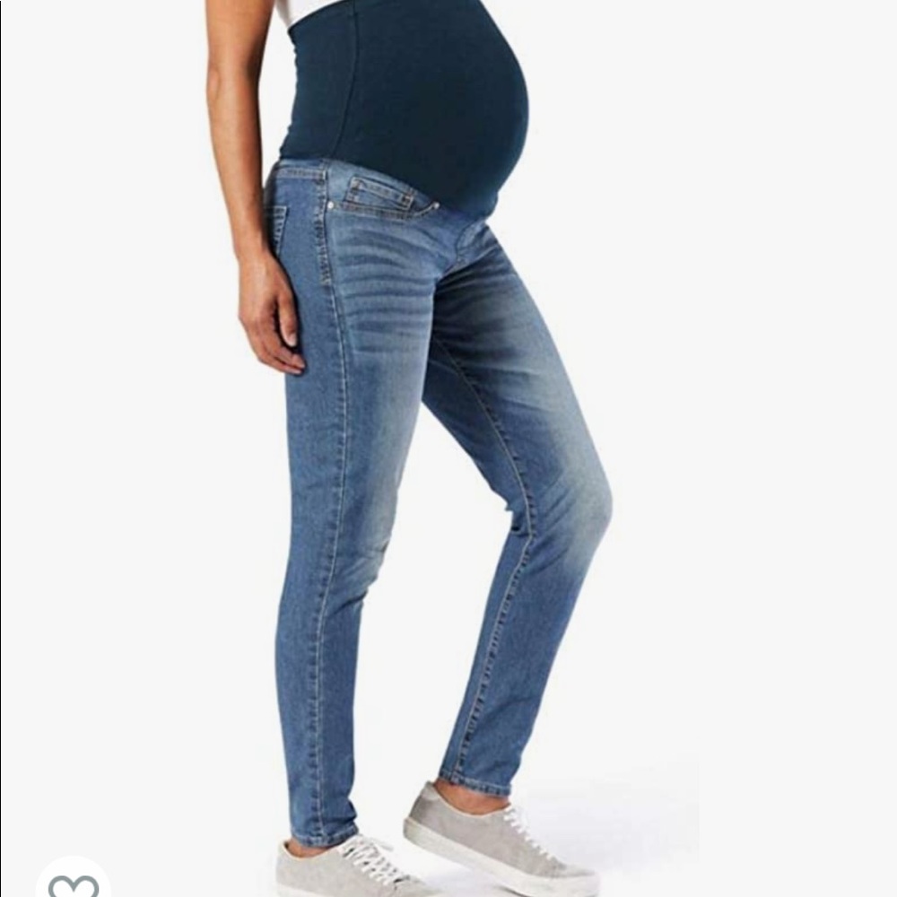 Levi maternity skinny jeans